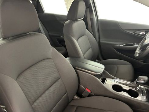 Used 2024 Chevrolet Malibu LT image 14