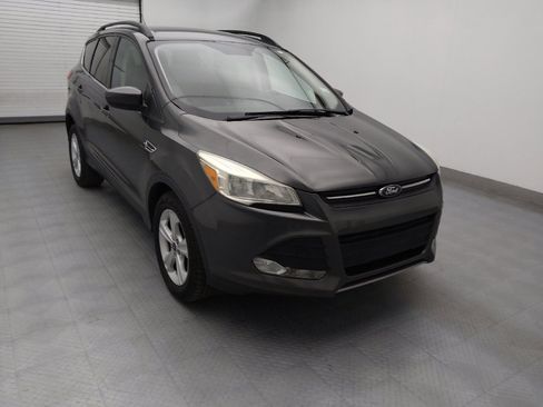 Used 2016 Ford Escape SE w/ Equipment Group 201A image 13