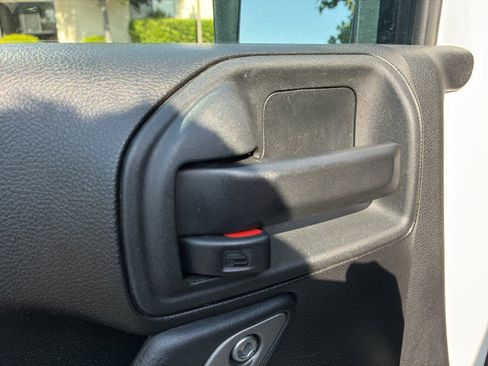 Used 2018 Jeep Wrangler Unlimited Sport w/ Connectivity Group AWD/4WD image 21