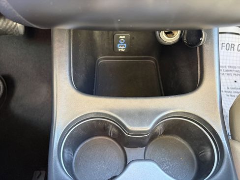 Used 2017 Dodge Journey SXT w/ Safe & Sound Group image 15