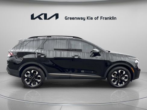 Used 2024 Kia Sportage X-Line w/ X-Line Premium Package image 8