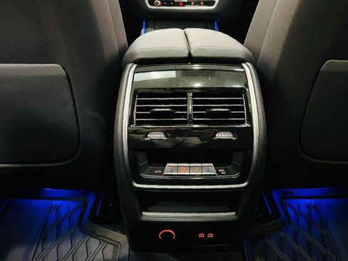 Used 2025 BMW X5 M60i w/ Parking Assistance Package image 19