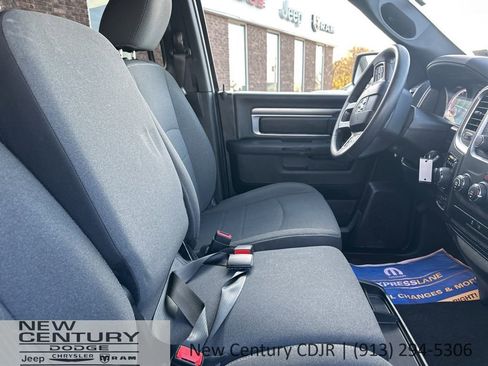 Used 2024 RAM 1500 Classic Warlock image 19