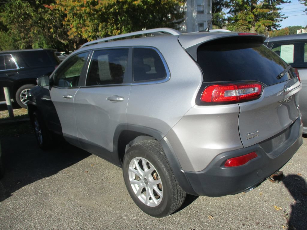 Used 2014 Jeep Cherokee Latitude AWD/4WD image 6