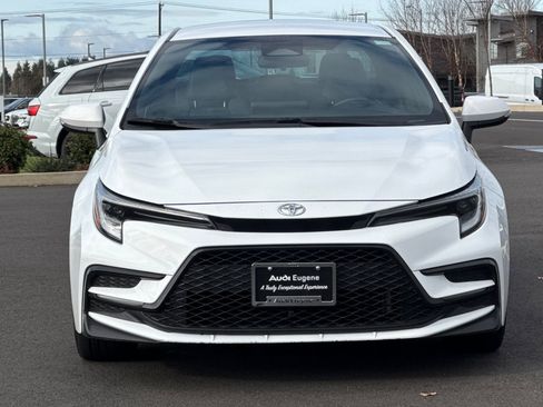 Used 2023 Toyota Corolla SE image 8