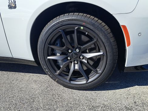 Used 2026 Dodge Charger Scat Pack AWD/4WD image 8