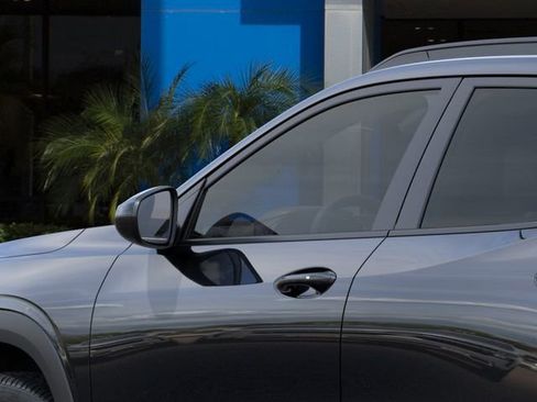 New 2026 Chevrolet Trax LT w/ LT Convenience Package FWD image 13