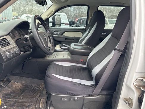 Used 2011 GMC Sierra 1500 SLT w/ All-Terrain Package image 12