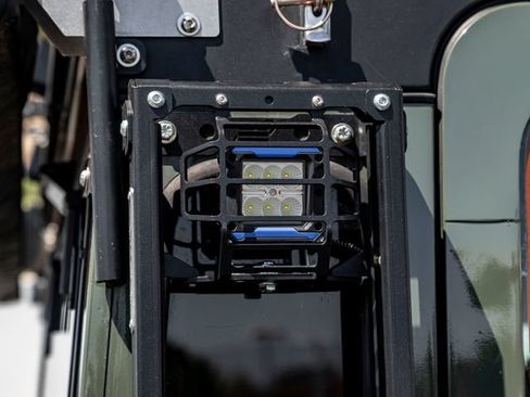 Used 1991 Land Rover Defender 110 image 27