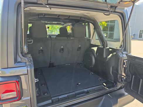 Used 2023 Jeep Wrangler Unlimited Sport AWD/4WD image 23