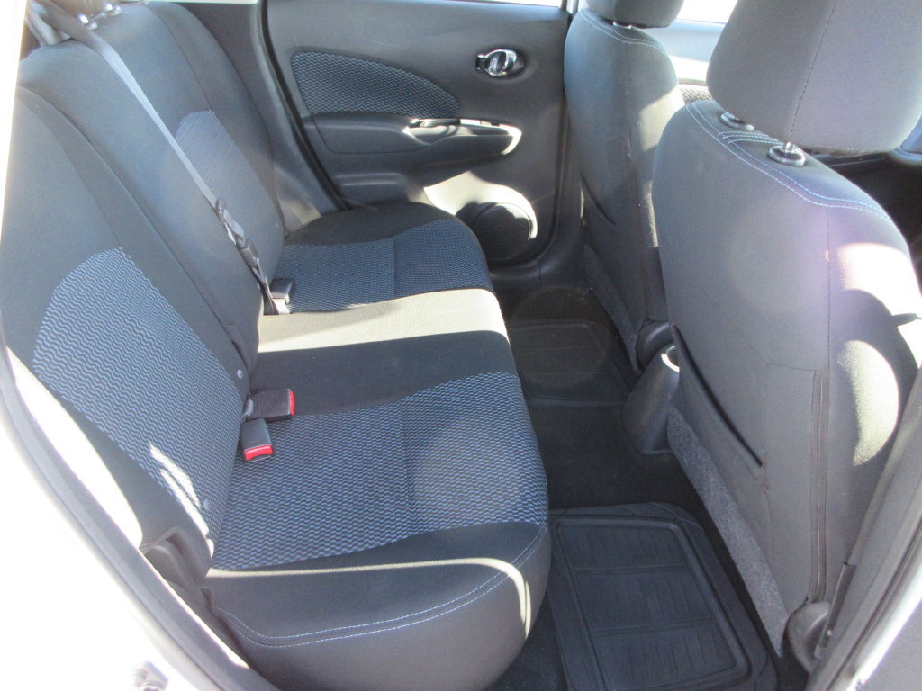 Used 2015 Nissan Versa Note SV FWD image 17