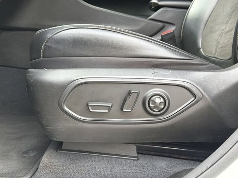 Used 2023 Jeep Grand Cherokee Altitude AWD/4WD image 22