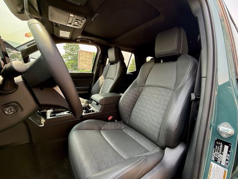 Certified 2026 Toyota 4Runner TRD Off-Road Premium AWD/4WD image 8