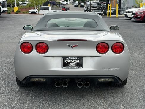 Used 2008 Chevrolet Corvette Convertible w/ Preferred Equipment Group RWD image 18