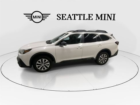 Used 2020 Subaru Outback image 6