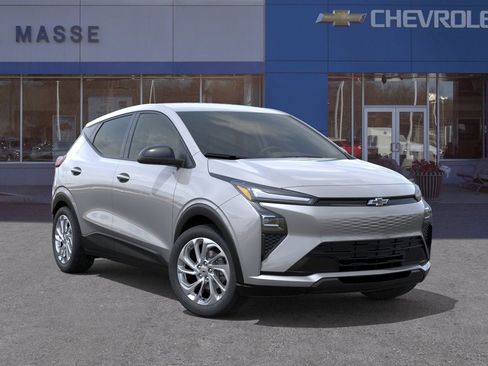 New 2027 Chevrolet Bolt LT image 7