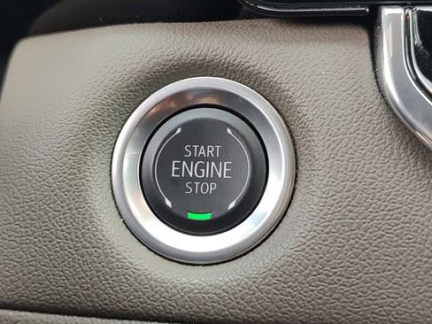 Used 2024 Chevrolet Colorado ZR2 w/ Technology Package image 18