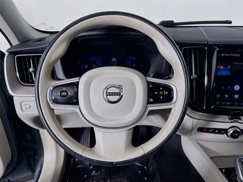 Used 2022 Volvo XC60 B6 Inscription w/ Advanced Package AWD/4WD image 13