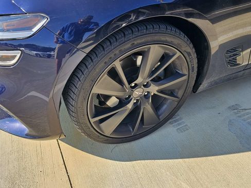 Used 2023 Genesis G70 2.0T w/ Sport Prestige Package RWD image 10