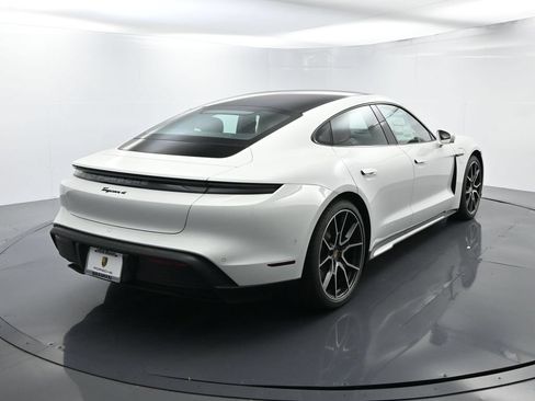 Certified 2025 Porsche Taycan AWD/4WD image 14