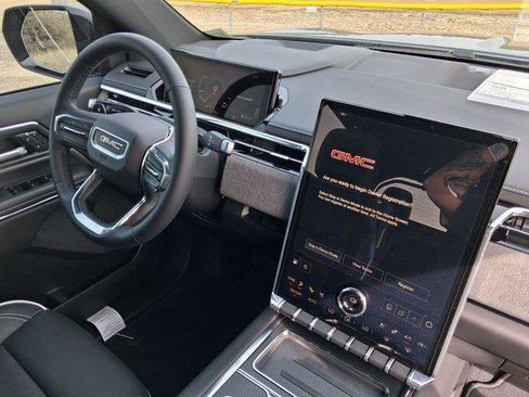 New 2026 GMC Sierra EV Elevation w/ Premium Package AWD/4WD image 17