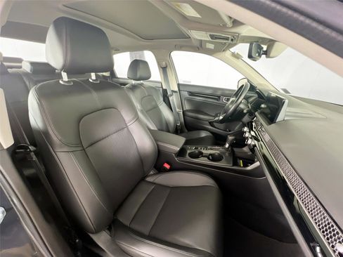 Used 2024 Honda Civic Touring image 27
