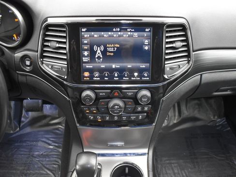 Used 2021 Jeep Grand Cherokee Limited w/ Quick Order Package 28K 80th AWD/4WD image 19
