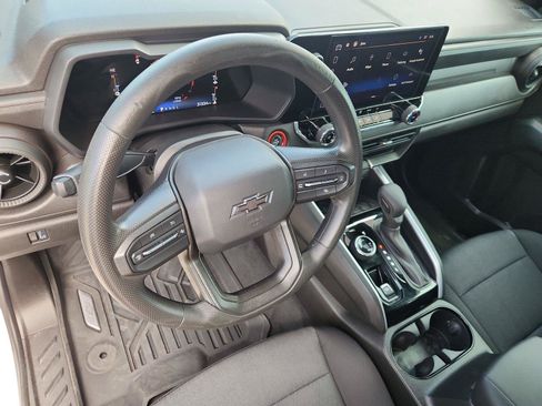 Used 2023 Chevrolet Colorado Trail Boss AWD/4WD image 10