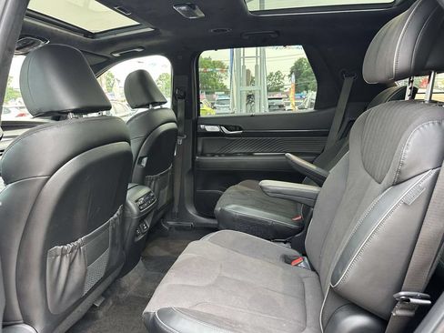 Used 2025 Hyundai Palisade Calligraphy AWD/4WD image 10