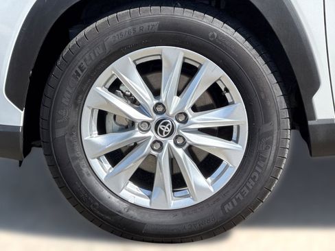 Used 2024 Toyota Corolla Cross LE w/ Black Badges Package (TMS) FWD image 10