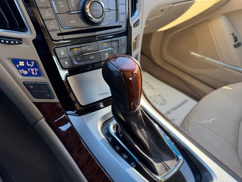 Used 2009 Cadillac CTS 3.6 AWD w/ Wood Trim Package image 8
