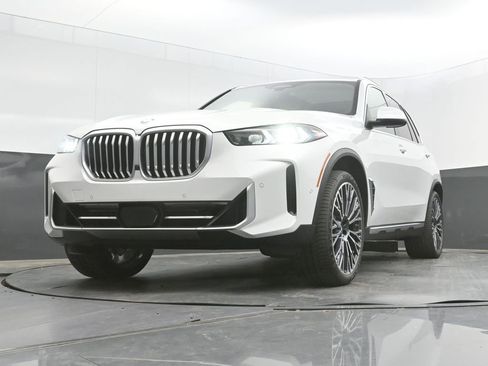 New 2026 BMW X5 sDrive40i RWD image 54