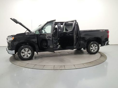 Used 2026 Chevrolet Silverado 1500 LT AWD/4WD image 12