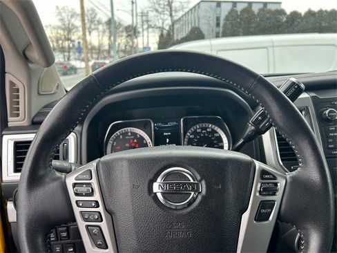 Certified 2017 Nissan Titan PRO-4X w/ Pro-4x Convenience Package image 12