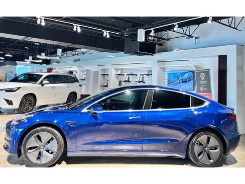 Used 2017 Tesla Model 3 Long Range image 7