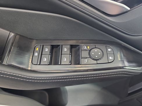 Used 2026 Nissan Rogue SV AWD/4WD image 27
