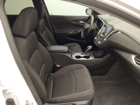 Used 2024 Chevrolet Malibu LS FWD image 21