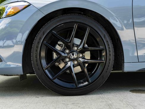 Used 2023 Honda Civic Sport image 14