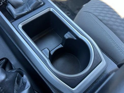 Used 2021 Toyota Tacoma SR5 RWD image 34