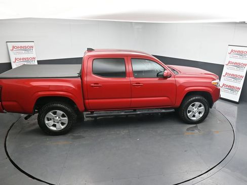Used 2023 Toyota Tacoma SR image 31