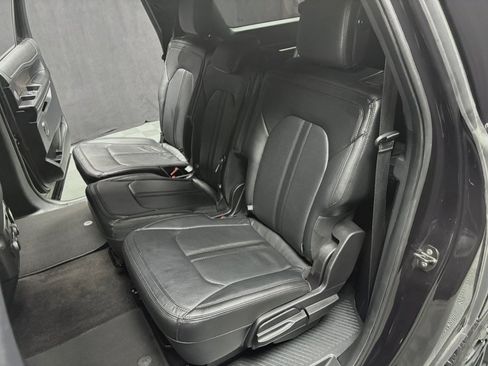 Used 2020 Ford Expedition Max Limited AWD/4WD image 37