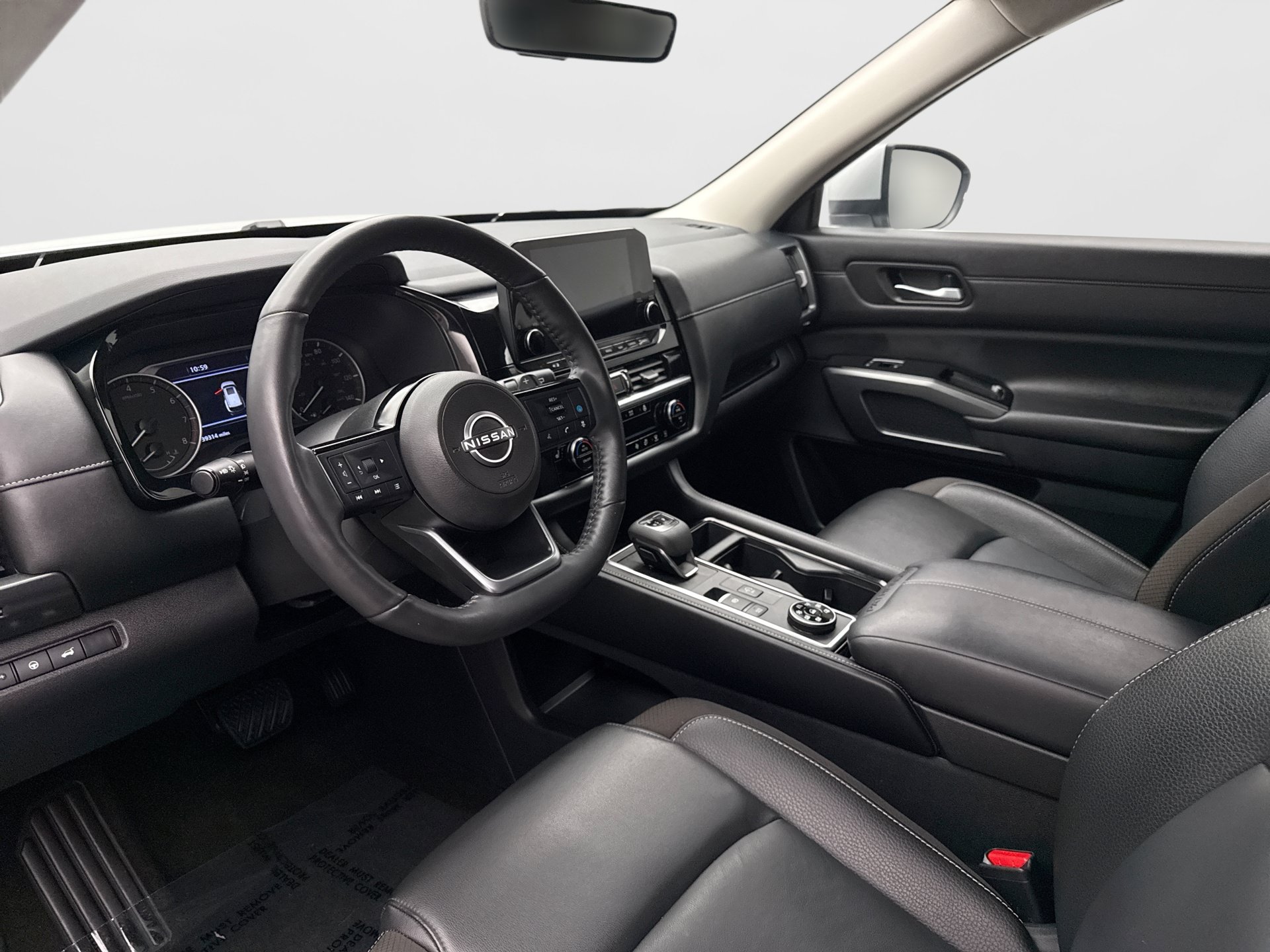 Used 2023 Nissan Pathfinder SL AWD/4WD image 10