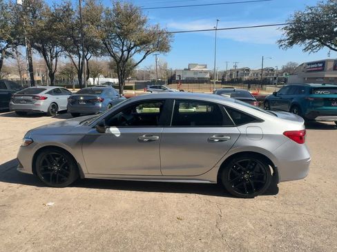 Used 2023 Honda Civic Sport image 5