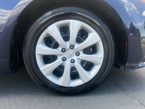 Used 2024 Toyota Corolla LE FWD image 31