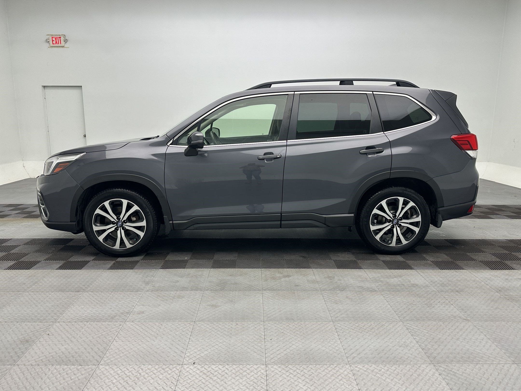 Used 2021 Subaru Forester Limited AWD/4WD image 2