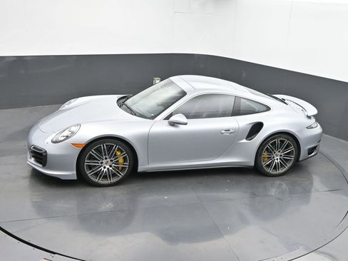 Used 2014 Porsche 911 Turbo S w/ Light Design Package AWD/4WD image 35