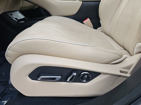 Used 2023 Acura RDX AWD w/ Advance Package image 27