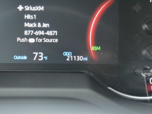 Used 2025 Toyota RAV4 XLE FWD image 13