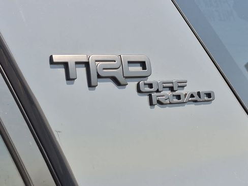 Used 2024 Toyota 4Runner TRD Off-Road Premium w/ Off Road Premium Plus Package AWD/4WD image 22
