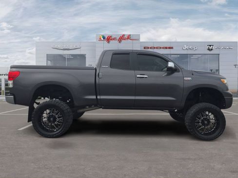 Used 2012 Toyota Tundra Limited w/ Memory Pkg AWD/4WD image 6